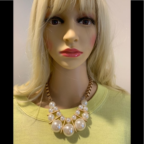 South Moon Under Jewelry - South Moon Under Gold and pearl necklace